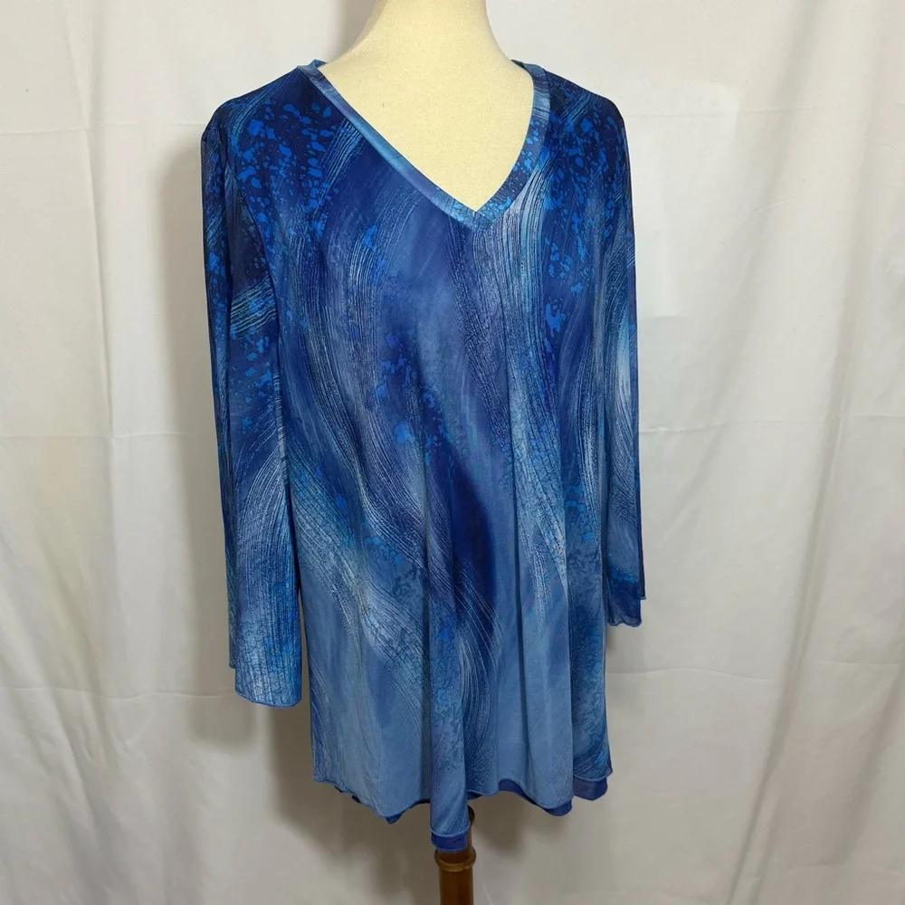 Vibrant Blue Blouse with Long Sleeves - Picture 4 of 12